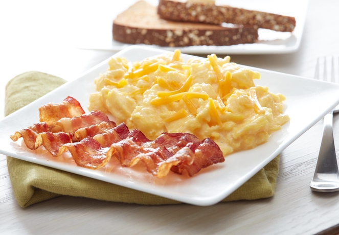 Imagen del bar/restaurante del Hotel Fairfield Inn And Suites By Marriott Allentown Wes. Foto 5