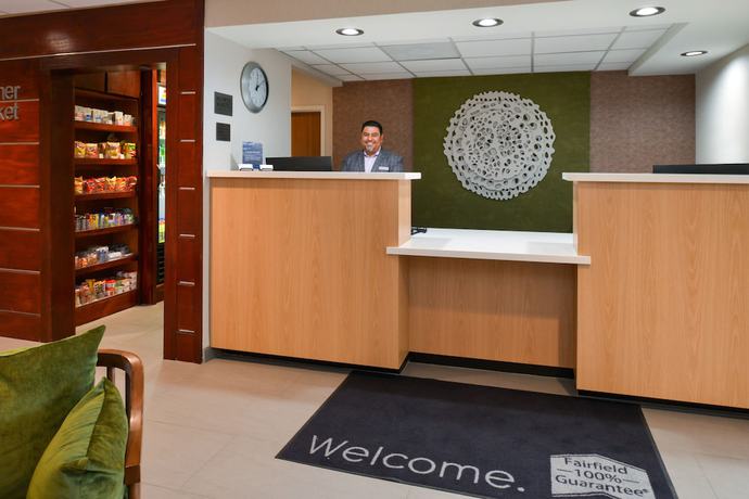 Imagen de los interiores del Hotel Fairfield Inn And Suites By Marriott Arlington Six Flags. Foto 20