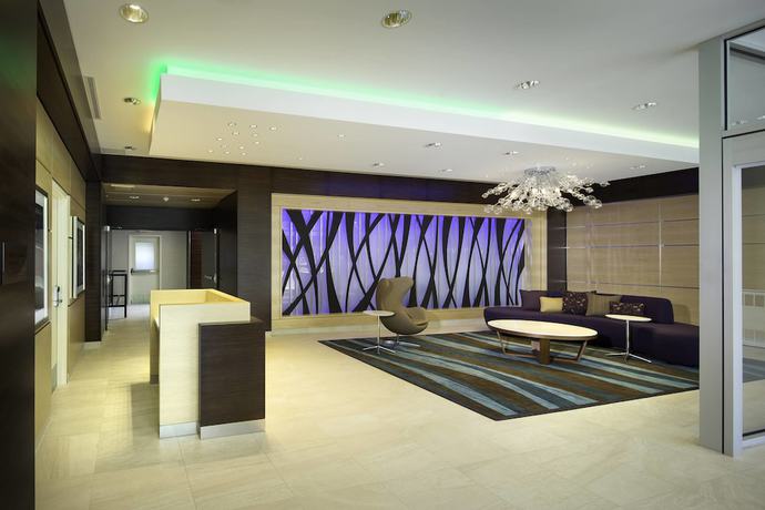 Imagen de los interiores del Hotel Fairfield Inn And Suites By Marriott Calgary Downtown. Foto 19