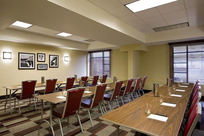 Imagen de los interiores del Hotel Fairfield Inn And Suites By Marriott Chattanooga. Foto 15