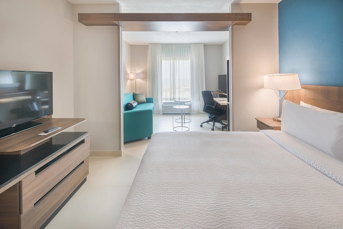 Imagen de la habitación del Hotel Fairfield Inn And Suites By Marriott Coatzacoalcos. Foto 7