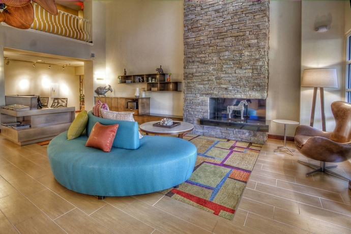 Imagen de los interiores del Hotel Fairfield Inn And Suites By Marriott Destin. Foto 17