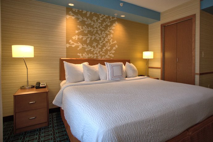 Imagen de la habitación del Hotel Fairfield Inn And Suites By Marriott Edison-south Plainfield. Foto 5