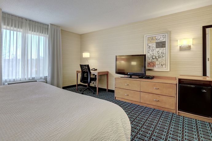 Imagen de la habitación del Hotel Fairfield Inn And Suites By Marriott Edison-south Plainfield. Foto 10