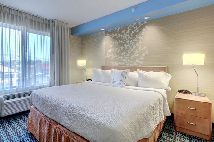 Imagen de la habitación del Hotel Fairfield Inn And Suites By Marriott Edison-south Plainfield. Foto 16