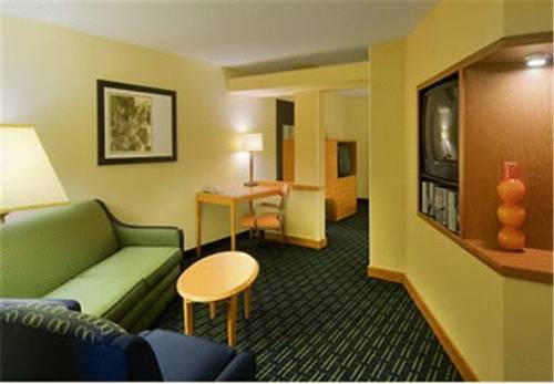 Imagen general del Hotel Fairfield Inn And Suites By Marriott Emporia I-95. Foto 1