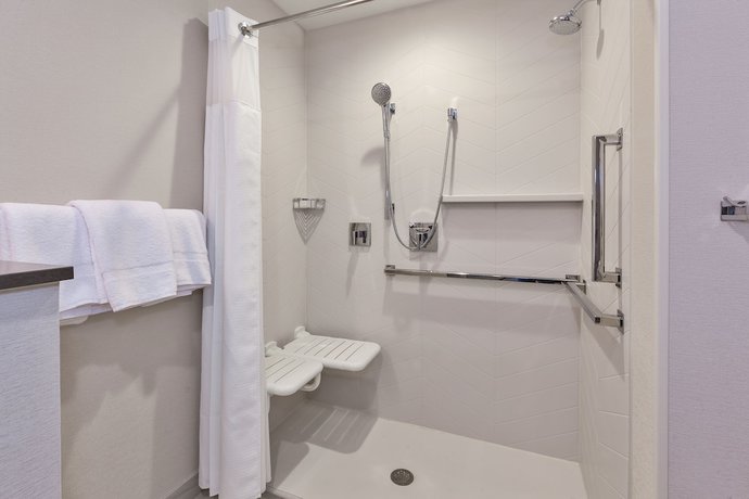 Imagen de la habitación del Hotel Fairfield Inn And Suites By Marriott Grand Rapids North. Foto 11