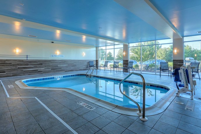 Imagen de la piscina del Hotel Fairfield Inn And Suites By Marriott Greenville. Foto 20