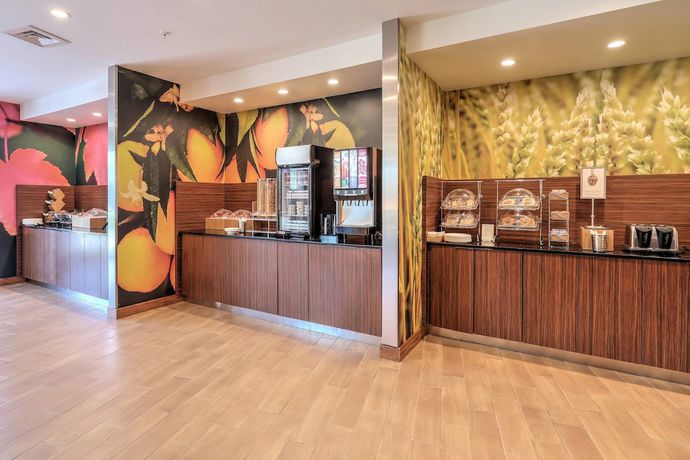 Imagen del bar/restaurante del Hotel Fairfield Inn And Suites By Marriott Greenville. Foto 5