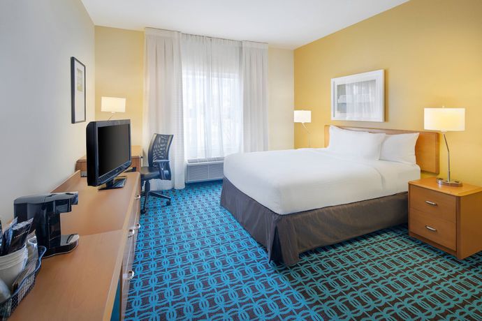 Imagen de la habitación del Hotel Fairfield Inn And Suites By Marriott Indianapolis Airport. Foto 6
