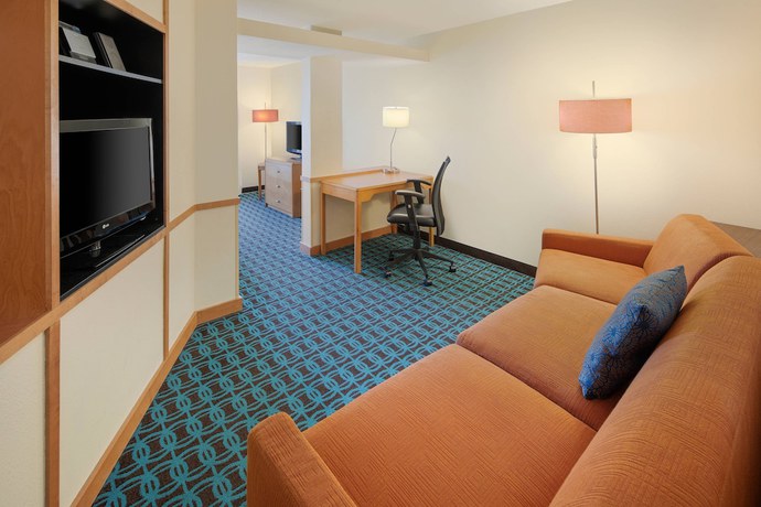 Imagen de la habitación del Hotel Fairfield Inn And Suites By Marriott Indianapolis Airport. Foto 11