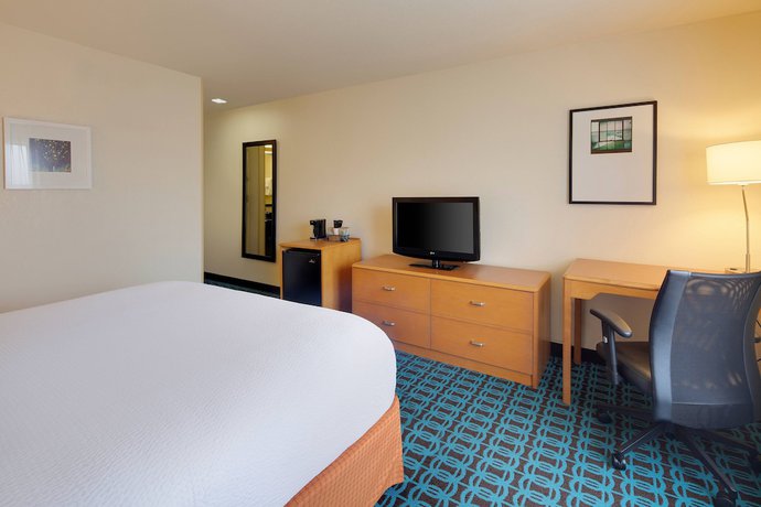 Imagen de la habitación del Hotel Fairfield Inn And Suites By Marriott Indianapolis Airport. Foto 14