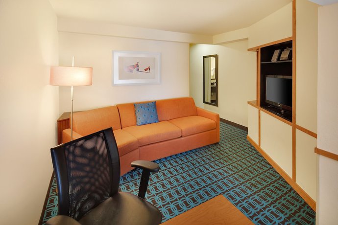 Imagen de la habitación del Hotel Fairfield Inn And Suites By Marriott Indianapolis Airport. Foto 15