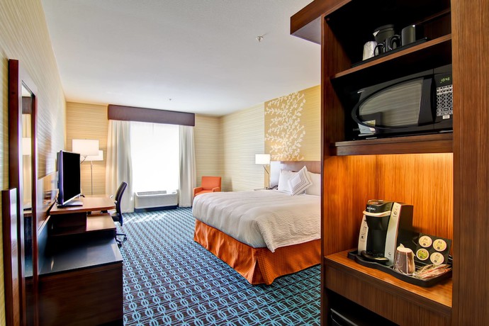 Imagen de la habitación del Hotel Fairfield Inn And Suites By Marriott Kamloops. Foto 2