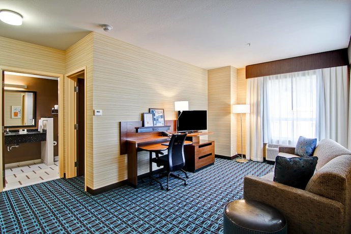 Imagen de la habitación del Hotel Fairfield Inn And Suites By Marriott Kamloops. Foto 9