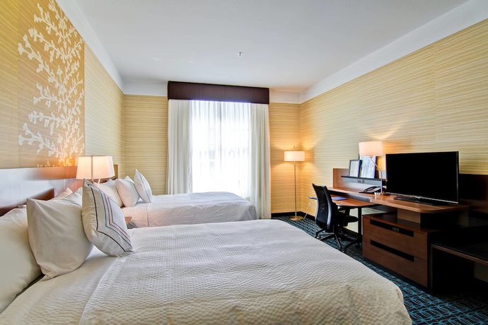 Imagen de la habitación del Hotel Fairfield Inn And Suites By Marriott Kamloops. Foto 17