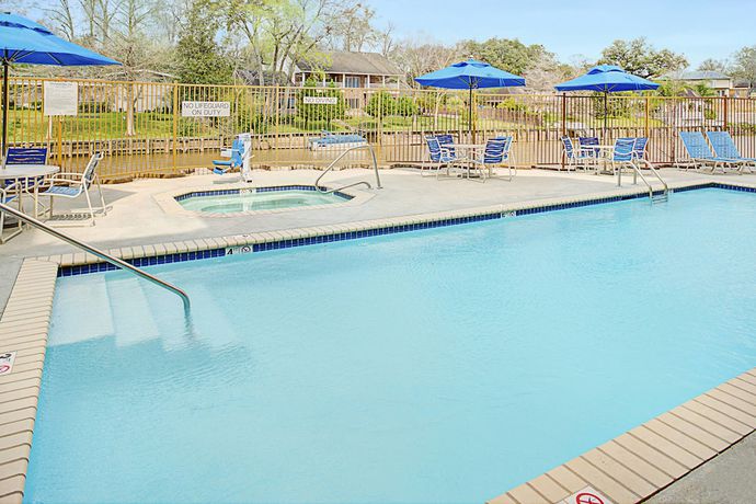 Imagen de la piscina del Hotel Fairfield Inn And Suites By Marriott Lafayette South. Foto 20