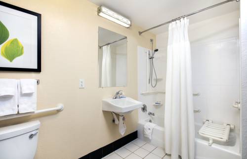 Imagen de la habitación del Hotel Fairfield Inn And Suites By Marriott Lakeland Plan. Foto 11