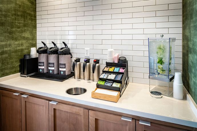 Imagen del bar/restaurante del Hotel Fairfield Inn And Suites By Marriott Las Vegas Northwest. Foto 3