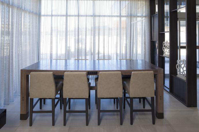Imagen de los interiores del Hotel Fairfield Inn And Suites By Marriott Oklahoma City Downtown. Foto 16