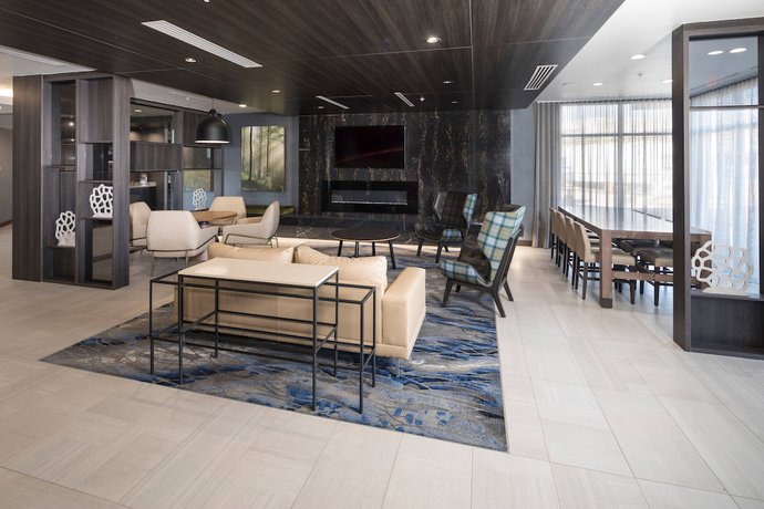 Imagen de los interiores del Hotel Fairfield Inn And Suites By Marriott Oklahoma City Downtown. Foto 20
