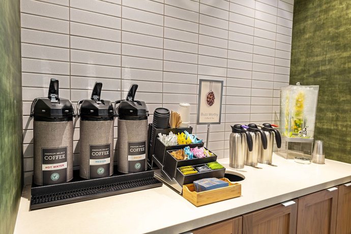 Imagen del bar/restaurante del Hotel Fairfield Inn And Suites By Marriott Phoenix West/tolleson. Foto 4