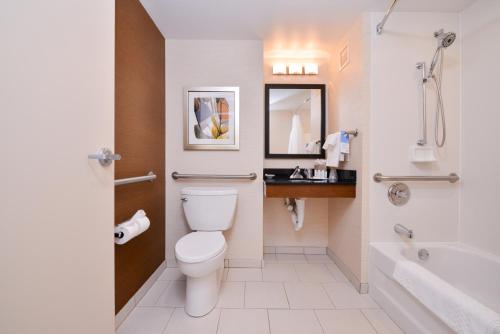 Imagen general del Hotel Fairfield Inn And Suites By Marriott Rochester Wes. Foto 4