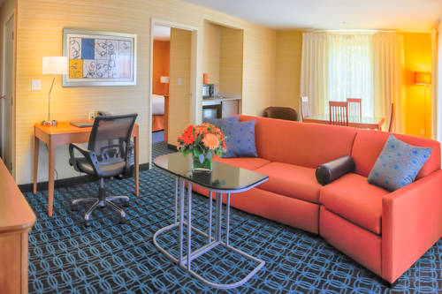 Imagen de la habitación del Hotel Fairfield Inn And Suites By Marriott San Jose Airport. Foto 11