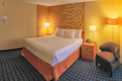 Imagen de la habitación del Hotel Fairfield Inn And Suites By Marriott San Jose Airport. Foto 13
