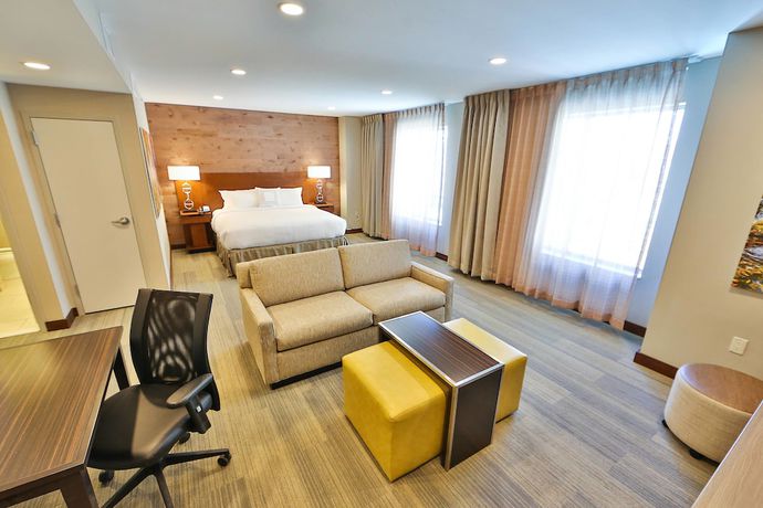 Imagen de la habitación del Hotel Fairfield Inn And Suites By Marriott Savannah Midtown. Foto 2