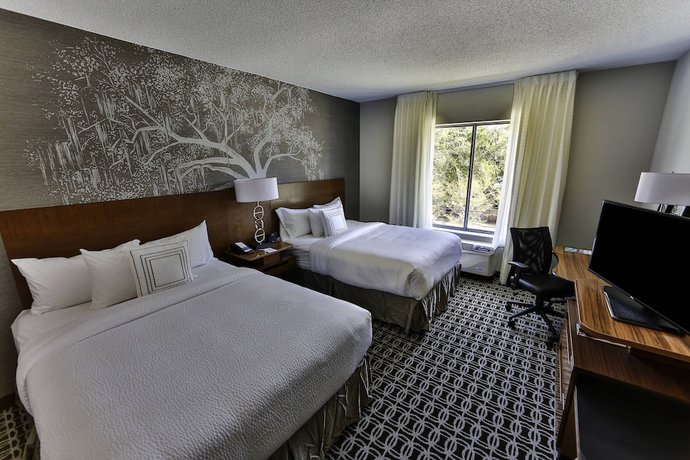 Imagen de la habitación del Hotel Fairfield Inn And Suites By Marriott Savannah Midtown. Foto 3