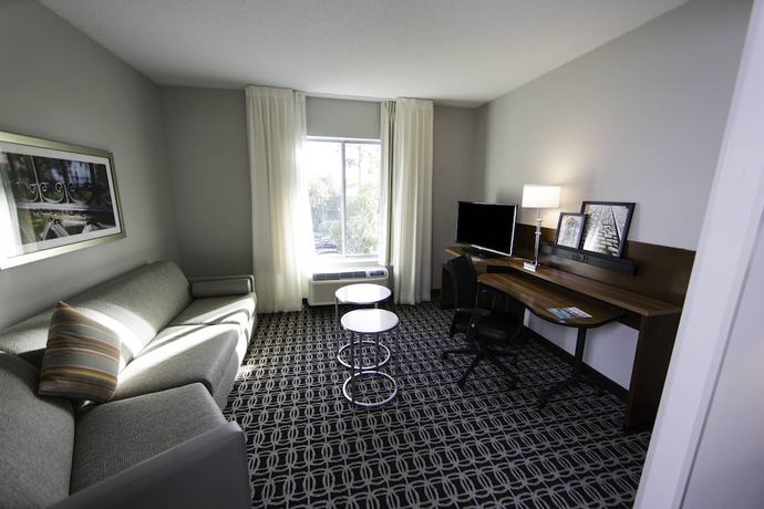 Imagen de la habitación del Hotel Fairfield Inn And Suites By Marriott Savannah Midtown. Foto 4
