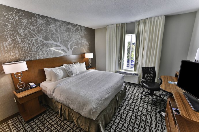 Imagen de la habitación del Hotel Fairfield Inn And Suites By Marriott Savannah Midtown. Foto 7