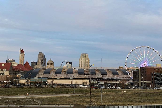 Imagen general del Hotel Fairfield Inn And Suites By Marriott St. Louis Downtown. Foto 2