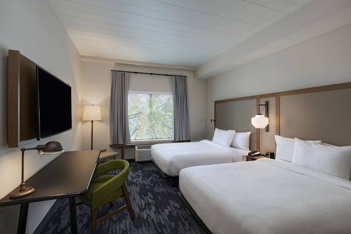 Imagen de la habitación del Hotel Fairfield Inn And Suites By Marriott St. Louis Downtown. Foto 11