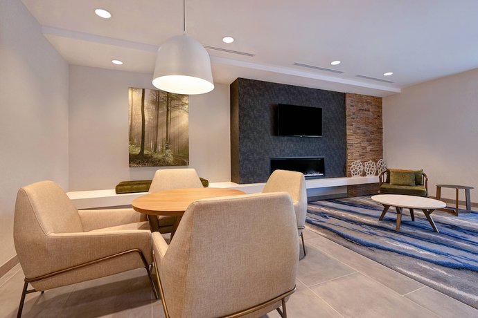 Imagen de los interiores del Hotel Fairfield Inn And Suites By Marriott St. Paul Eagan. Foto 17