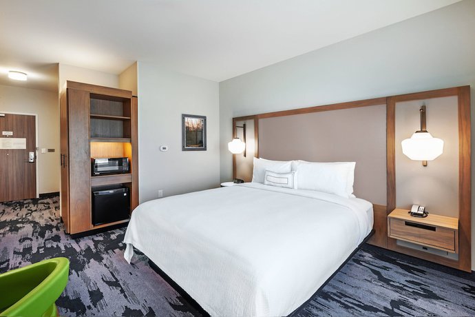 Imagen de la habitación del Hotel Fairfield Inn And Suites By Marriott Tulsa Catoosa. Foto 4
