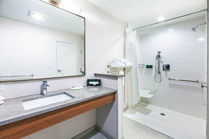 Imagen de la habitación del Hotel Fairfield Inn And Suites By Marriott Tulsa Catoosa. Foto 10