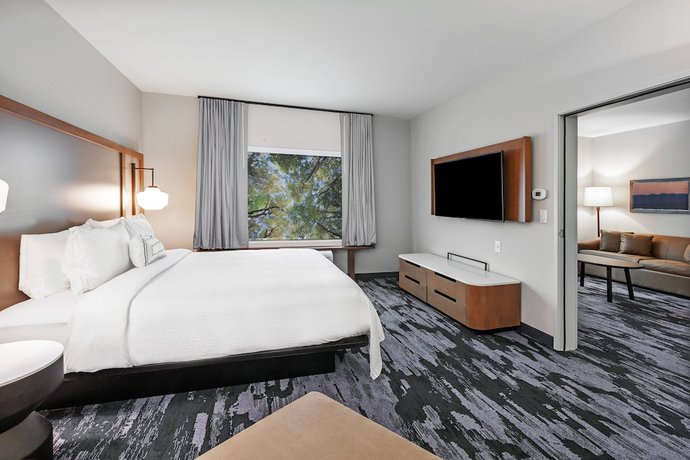 Imagen de la habitación del Hotel Fairfield Inn And Suites By Marriott Tulsa Catoosa. Foto 12