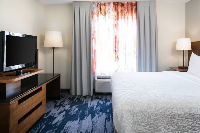 Imagen de la habitación del Hotel Fairfield Inn And Suites By Marriott Tulsa Central. Foto 9