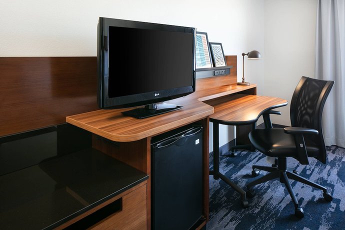 Imagen de la habitación del Hotel Fairfield Inn And Suites By Marriott Tulsa Central. Foto 11