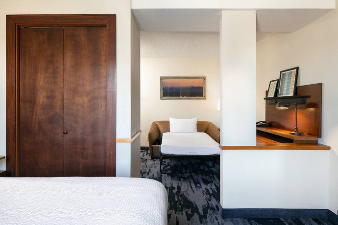 Imagen de la habitación del Hotel Fairfield Inn And Suites By Marriott Tulsa Central. Foto 13