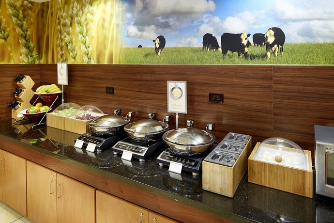 Imagen del bar/restaurante del Hotel Fairfield Inn And Suites Columbus Polaris. Foto 4