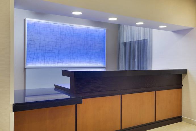 Imagen de los interiores del Hotel Fairfield Inn And Suites Dallas Plano. Foto 16