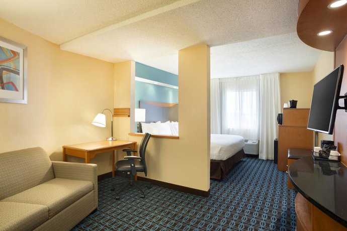 Imagen de la habitación del Hotel Fairfield Inn And Suites Dallas Plano. Foto 8