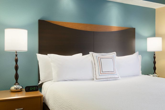Imagen de la habitación del Hotel Fairfield Inn And Suites Dallas Plano. Foto 14