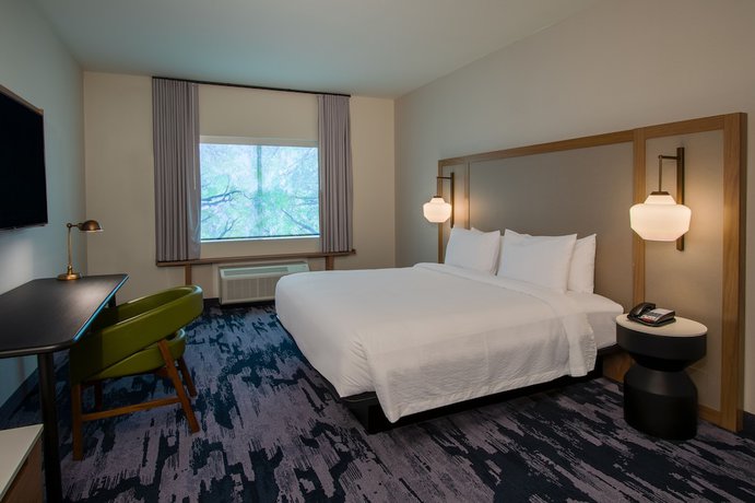 Imagen de la habitación del Hotel Fairfield Inn And Suites Duncan. Foto 3