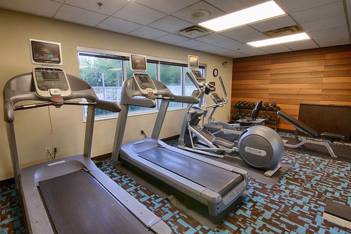 Imagen de los interiores del Hotel Fairfield Inn And Suites Jacksonville Airport. Foto 16