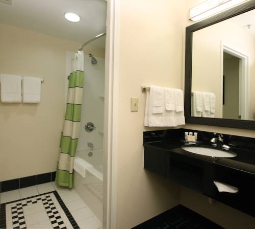 Imagen de la habitación del Hotel Fairfield Inn And Suites Lake Charles Sulphur. Foto 9