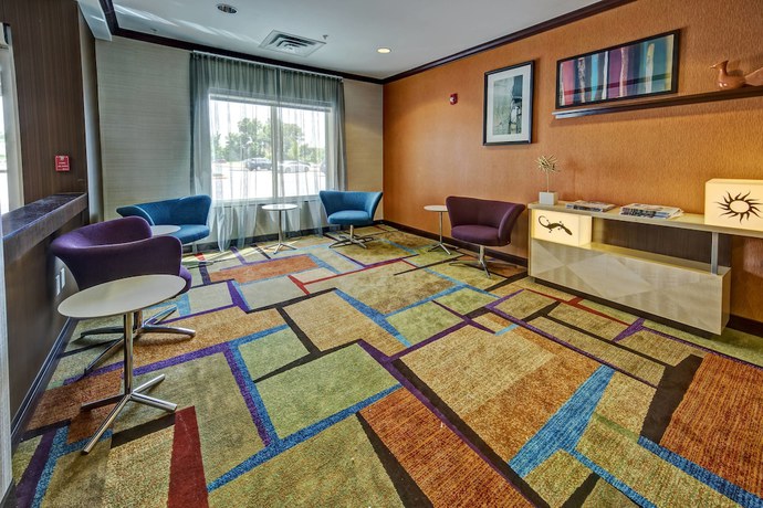 Imagen de los interiores del Hotel Fairfield Inn And Suites Oklahoma City Airport. Foto 19